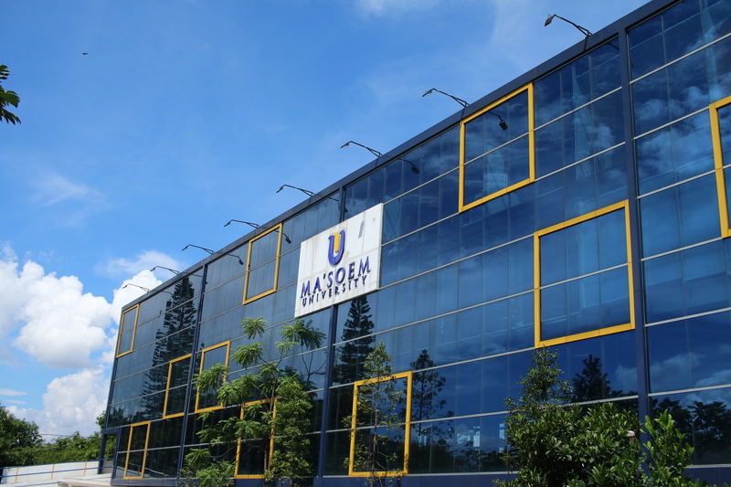 Kuliah Manajemen Bisnis Syariah di Bandung: Investasi Pendidikan Cerdas Bersama Universitas Masoem