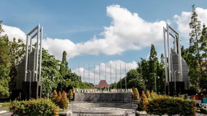 Latihan Soal UTUL UGM untuk Calon Mahasiswa sebagai Upaya Penguatan Daya Nalar