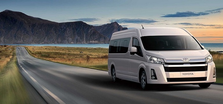 Keunggulan Sewa Mobil Hiace Untuk Perjalanan Wisata di Semarang