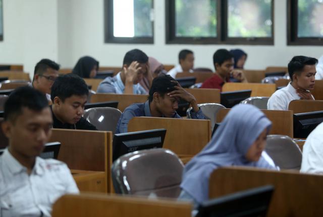 Tips Lolos SNBT 2025: Rekomendasi Buku dan Platform Belajar Gratis