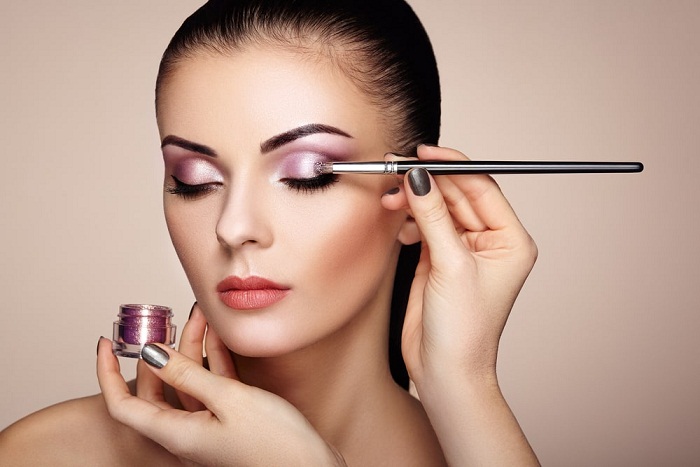 Lakukan Tips Marketing Berikut Ini Jika Ingin Jasa Makeupmu Laris