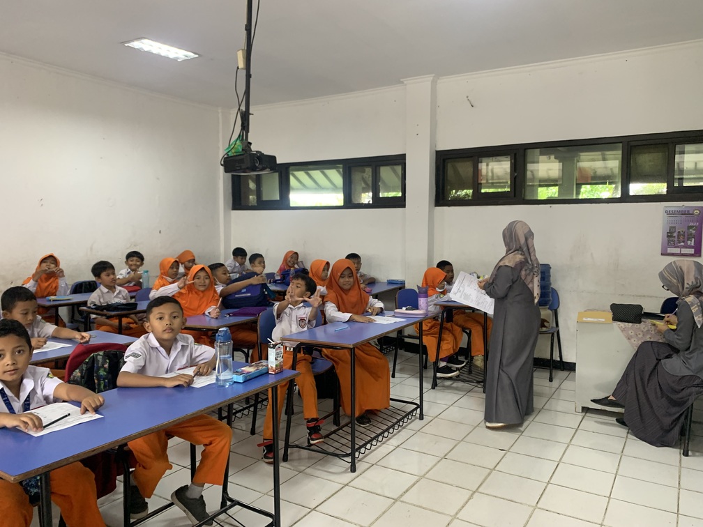 Anak Hebat Mendengar Adalah Calon Konselor Hebat Masa Depan